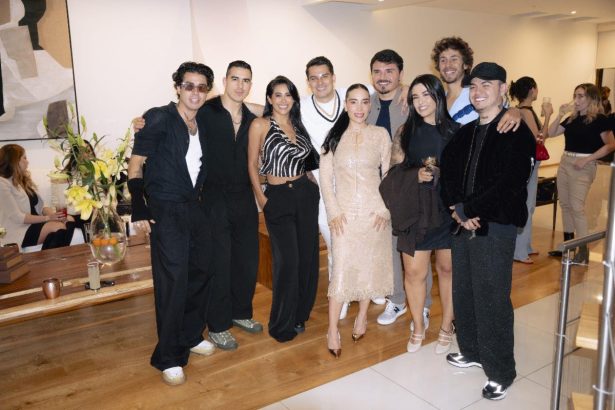 PIPE BUENO YA ESTÁ EN MÉXICO Y LO CELEBRA CON UNA CASA ABIERTA