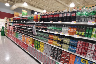 Florida prohibirá el uso de food stamps para comprar sodas a partir de 2026