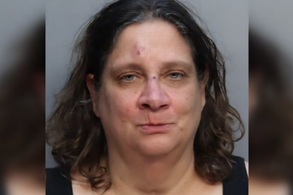 Mujer armada con cuchillo intenta irrumpir en el Ayuntamiento de Doral