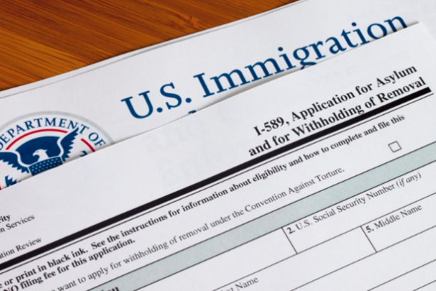 Residente de Doral se declara culpable de fraude masivo con solicitudes de asilo