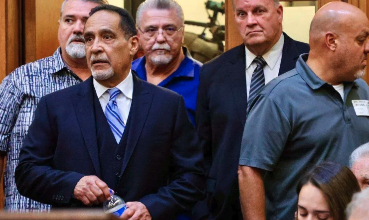 EExcomisionado de Miami-Dade condenado a casi tres años por sobornos